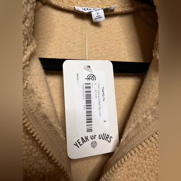 Year of Ours Cropped 1/2 Zip - Picture 5 of 8